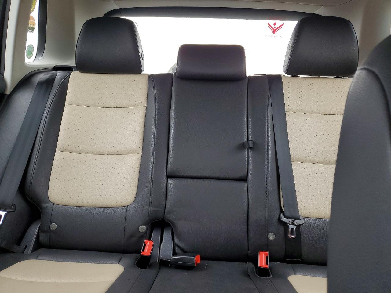 Volkswagen Tiguan S