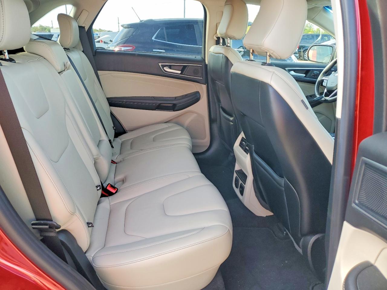 Ford Edge Titanium