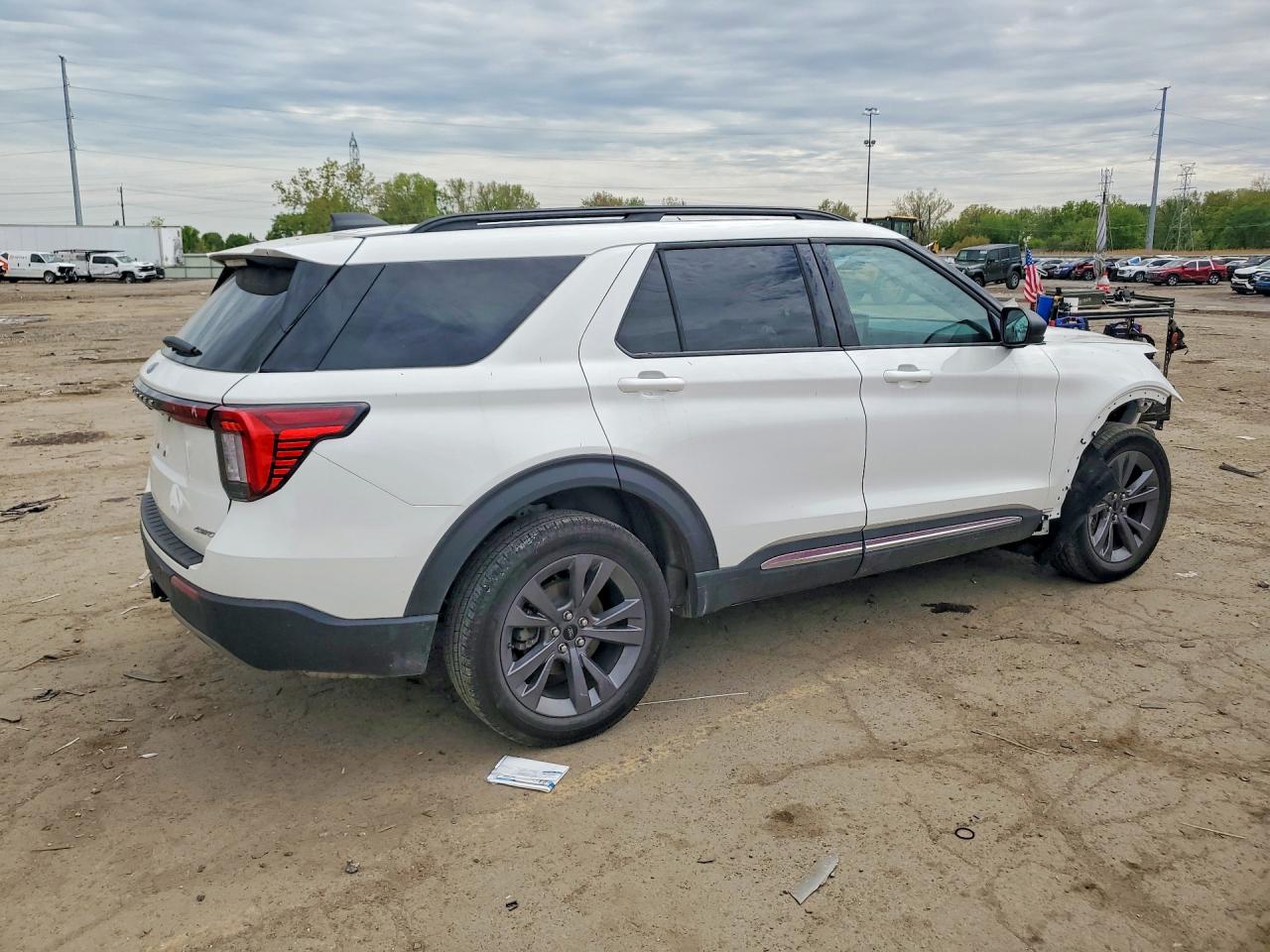 Ford Explorer Active