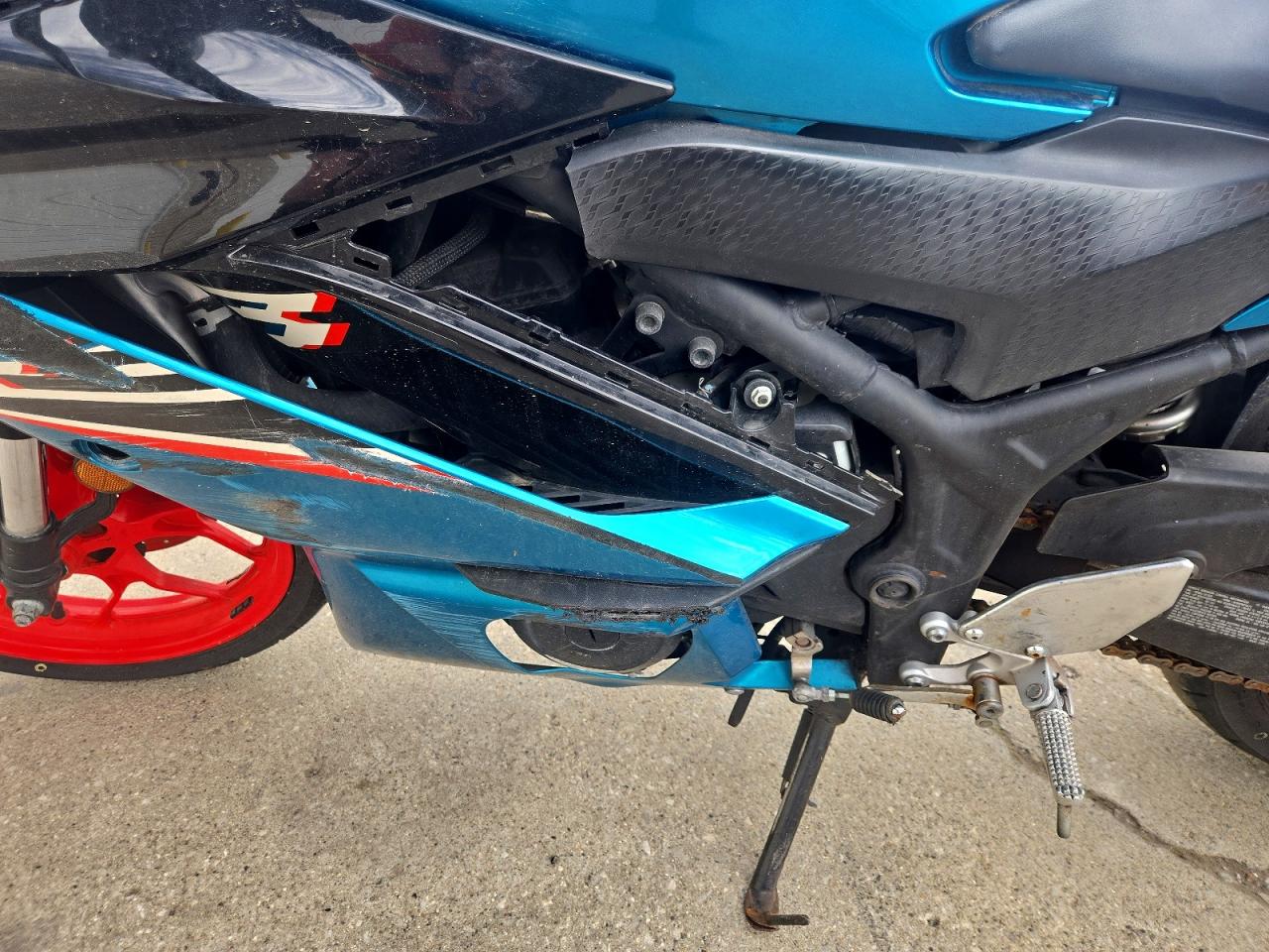 Yamaha Yzf600 A