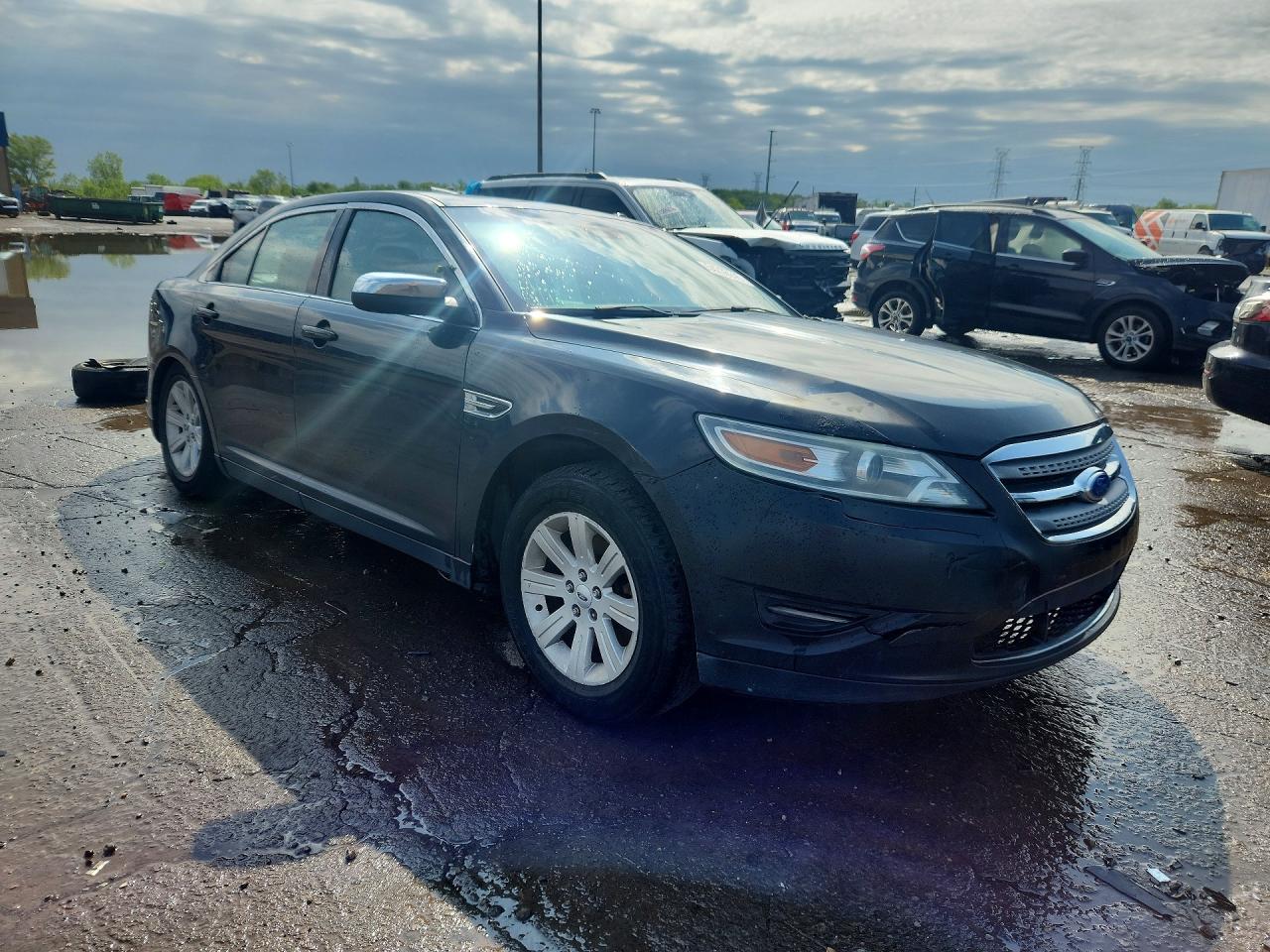 Ford Taurus Limited