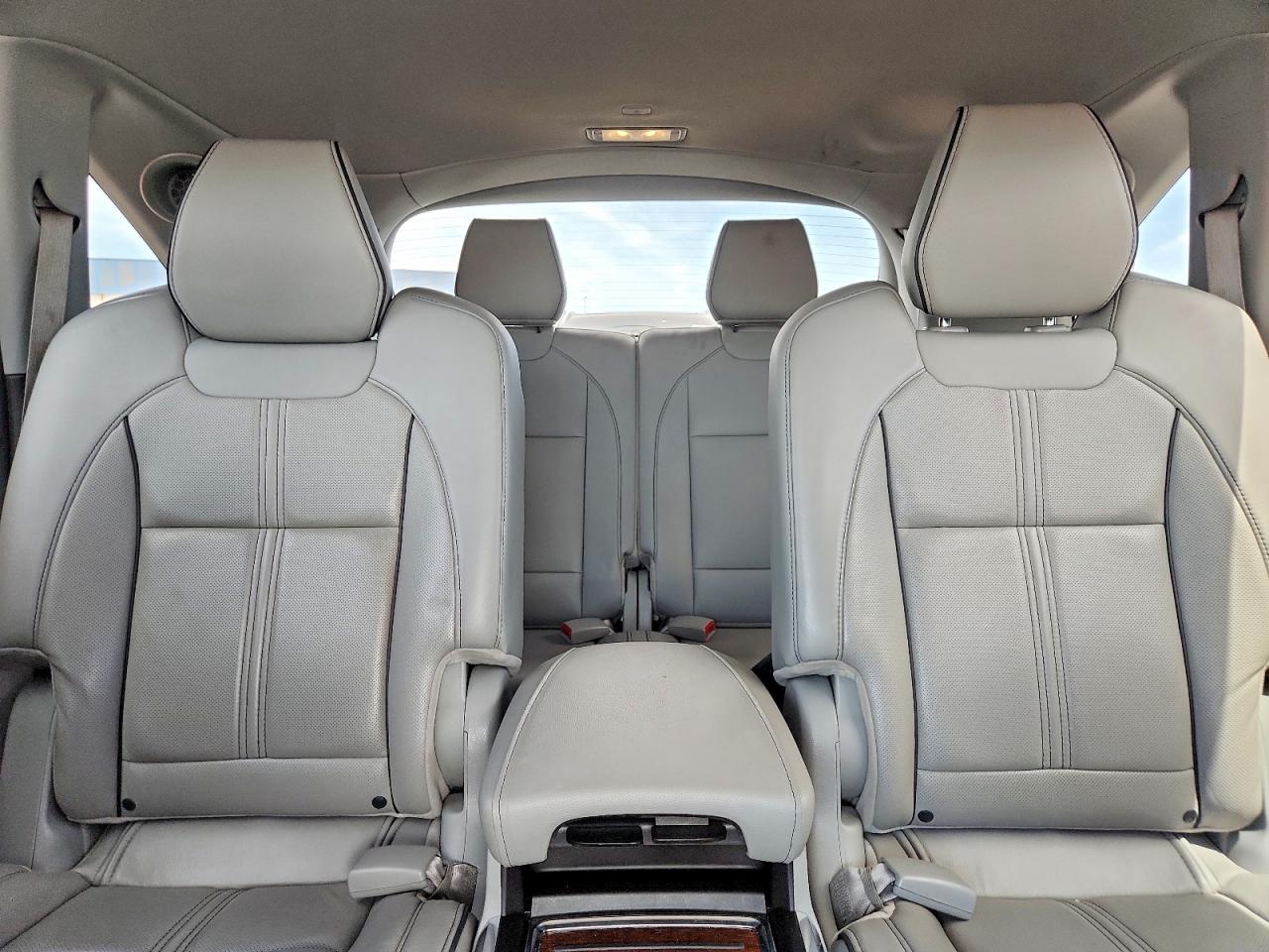 Acura MDX Advance