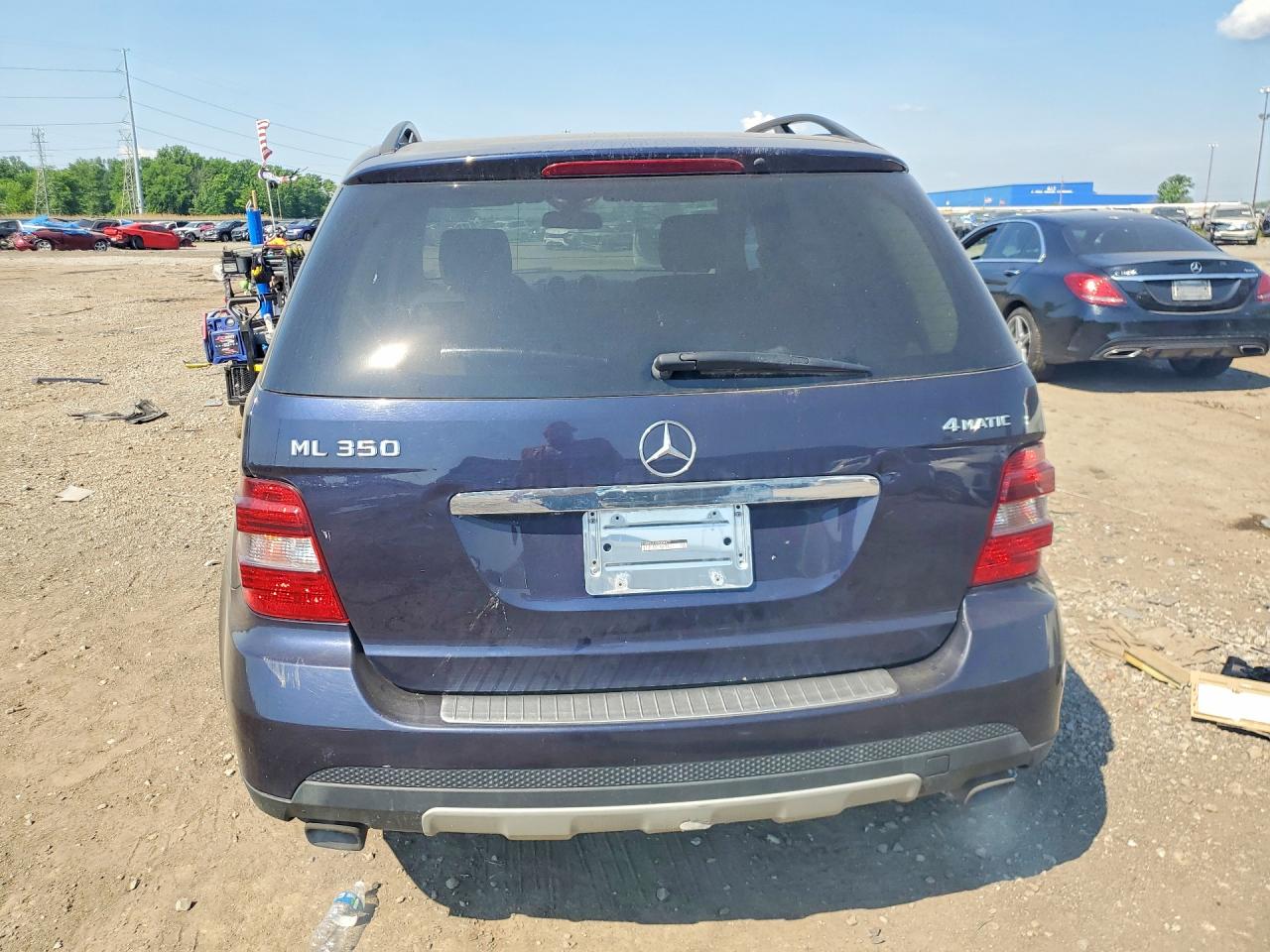 Mercedes-Benz M-Class 350