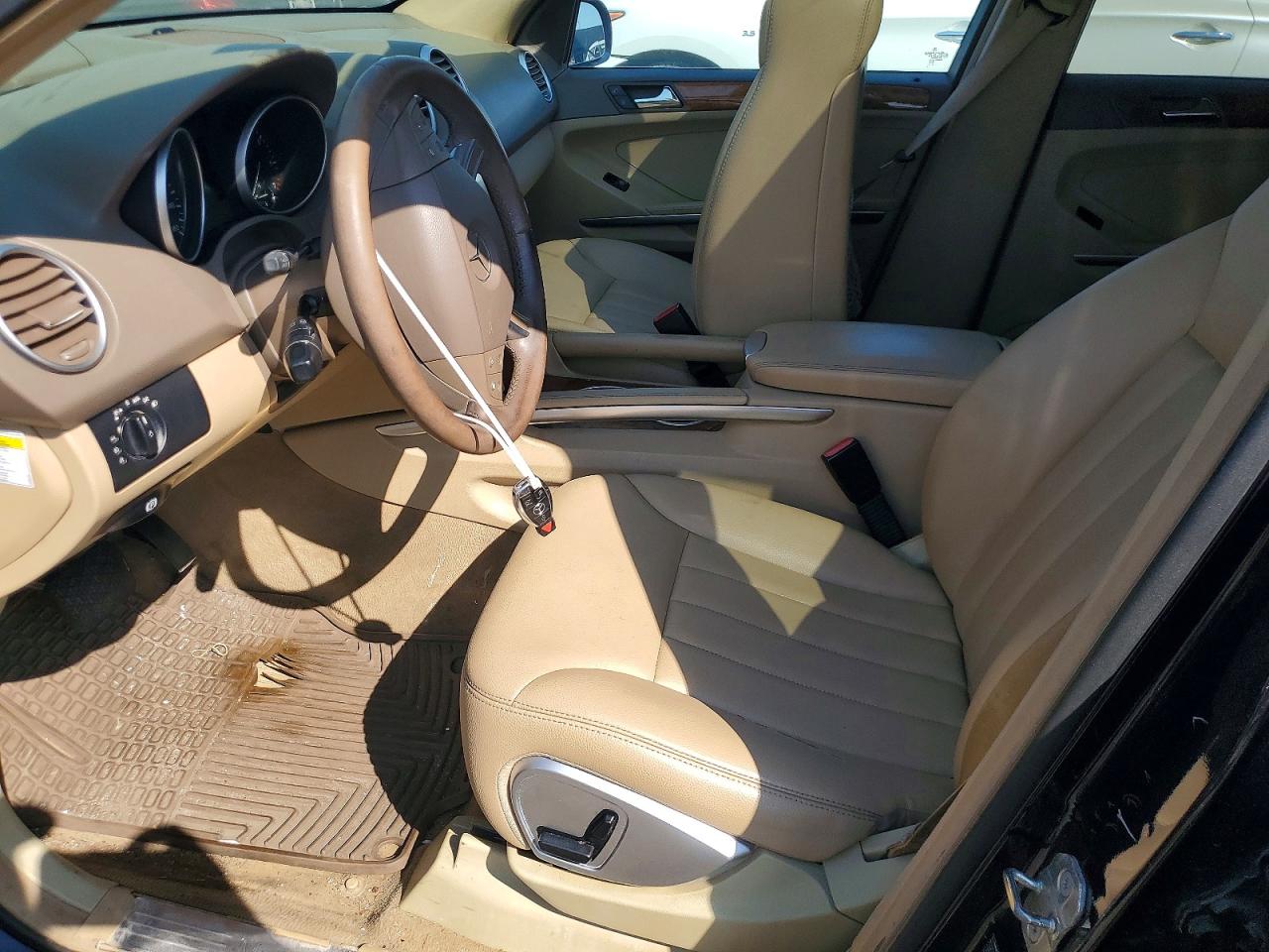 Mercedes-Benz M-Class 350