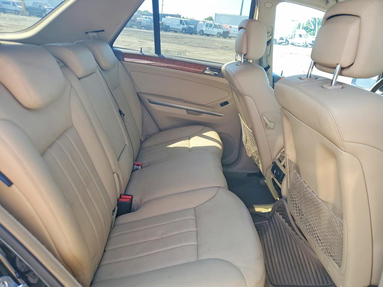 Mercedes-Benz M-Class 350
