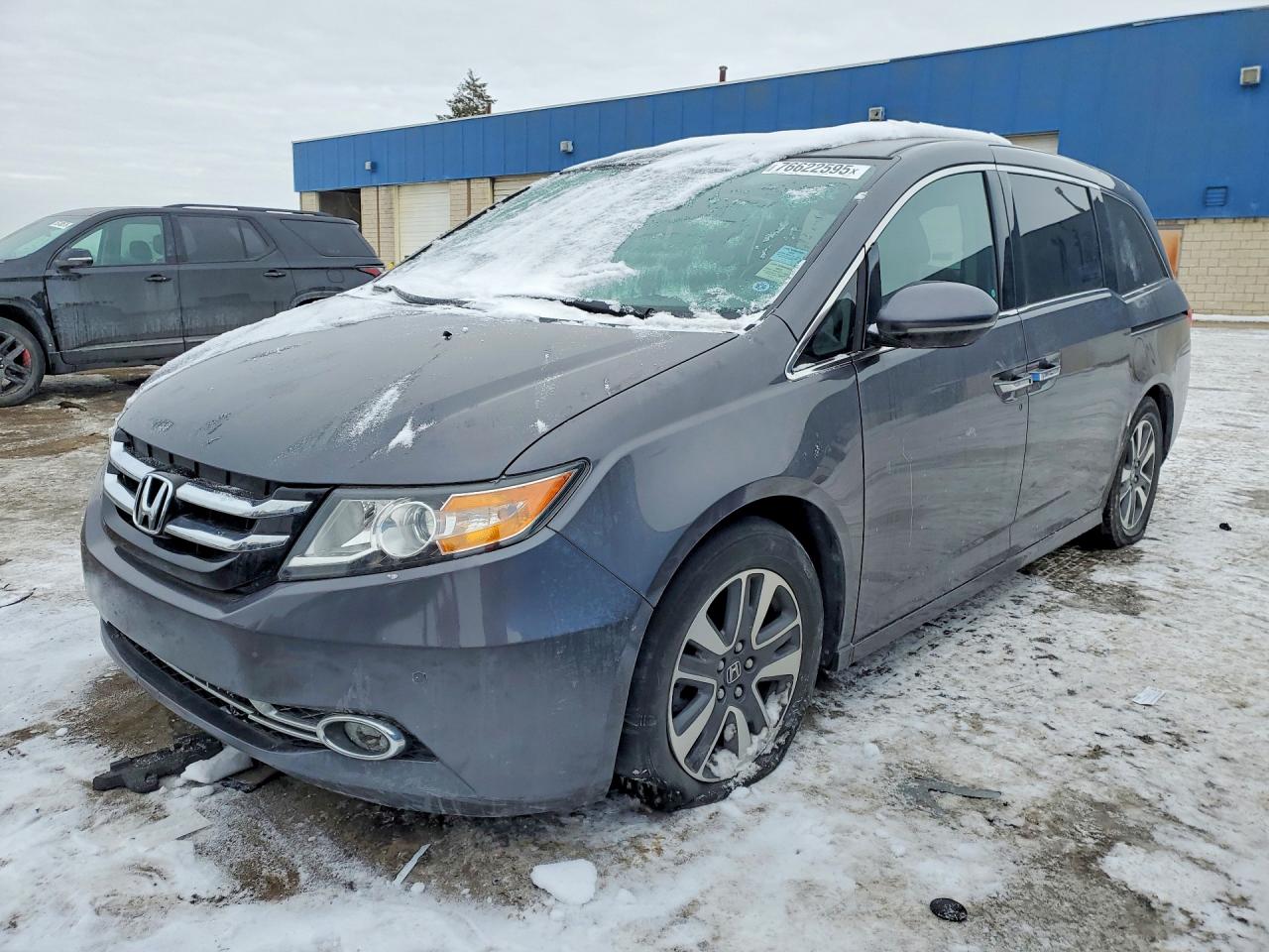 Salvage Honda Odyssey Image