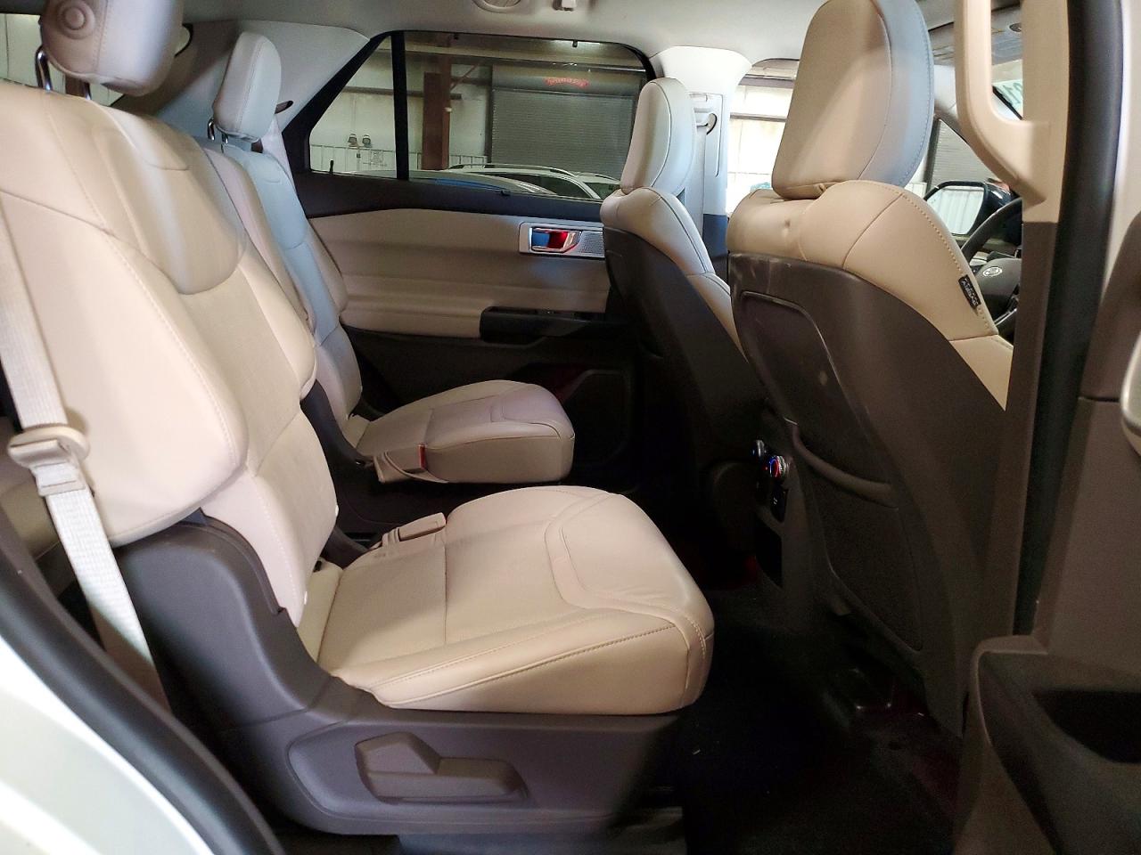 Ford Explorer Platinum