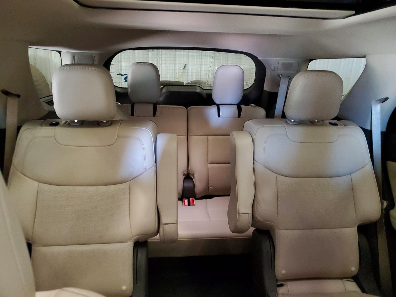 Ford Explorer Platinum