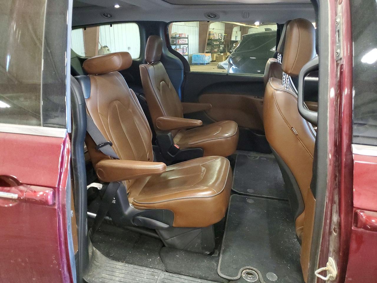 Chrysler Pacifica Limited