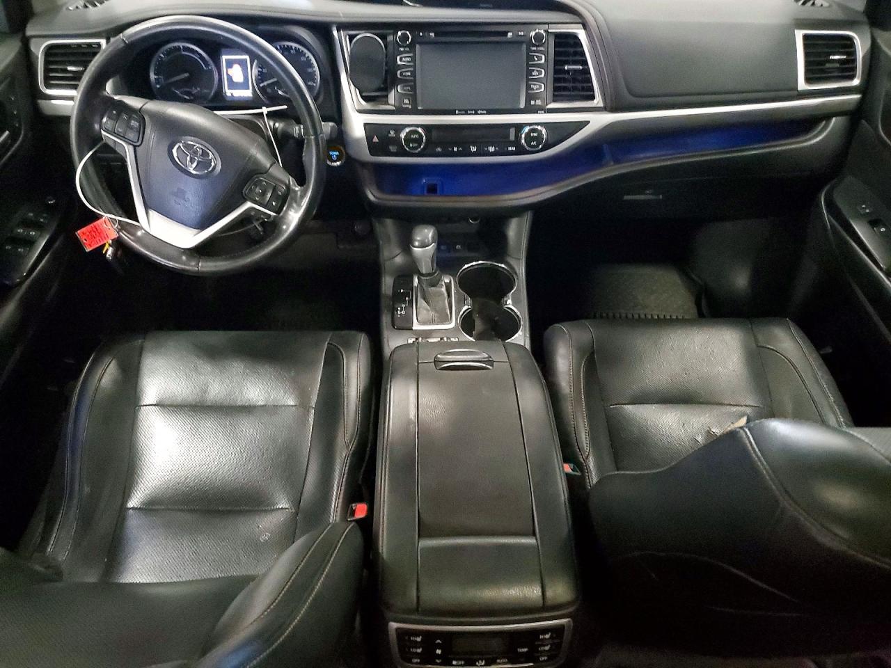 Toyota Highlander Limited Platinum