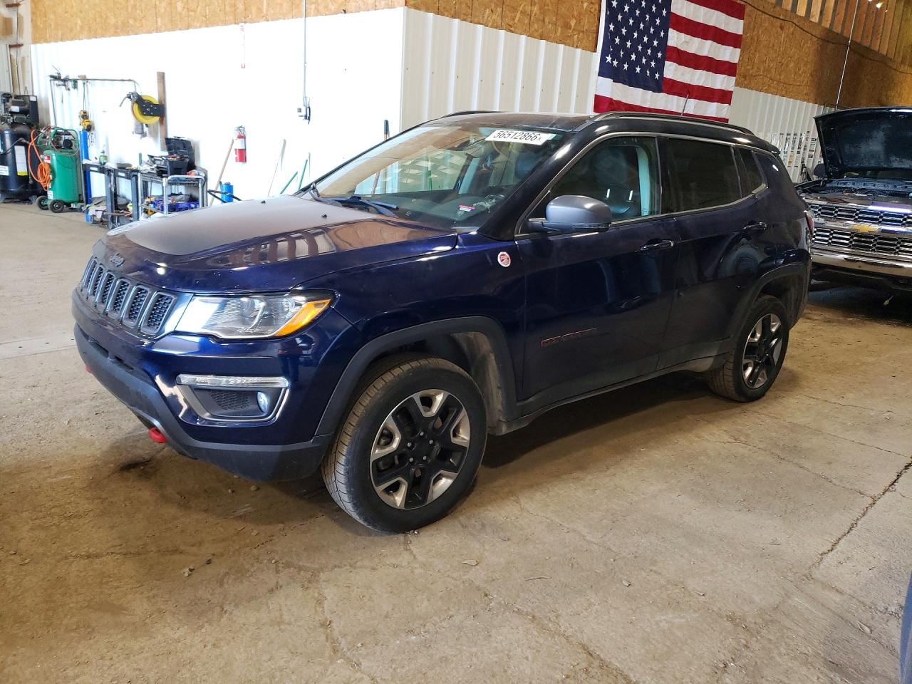 Salvage Jeep Compass Image