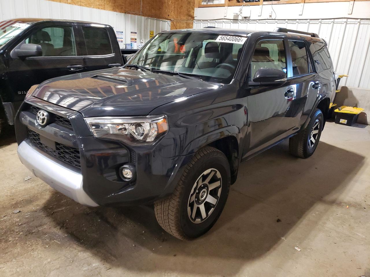 Salvage Toyota 4Runner Image