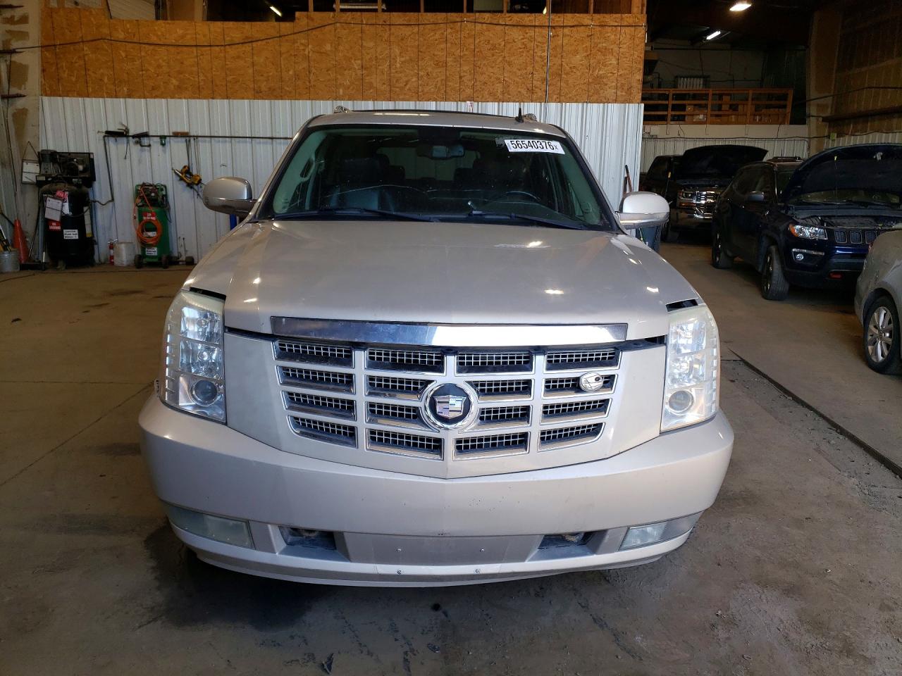 Cadillac Escalade Esv