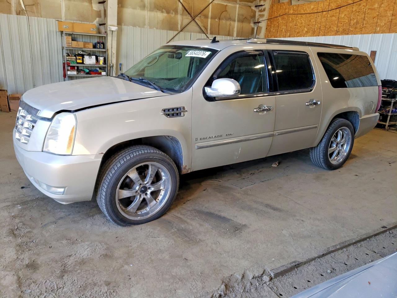 Salvage Cadillac Escalade Image