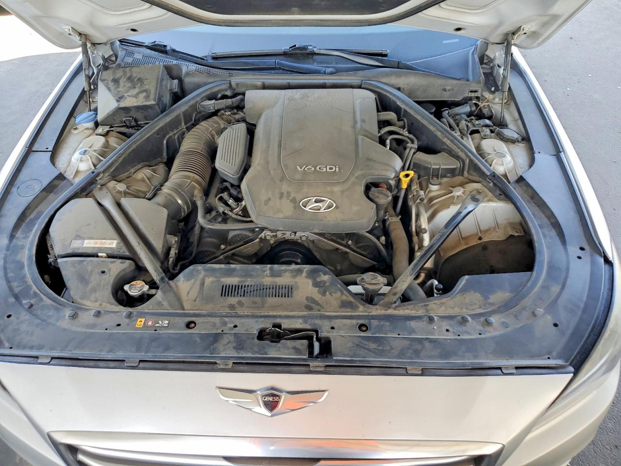 Hyundai Genesis 3.8l