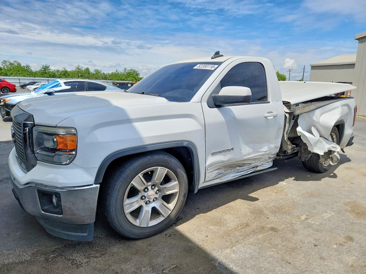 Salvage GMC Sierra Image
