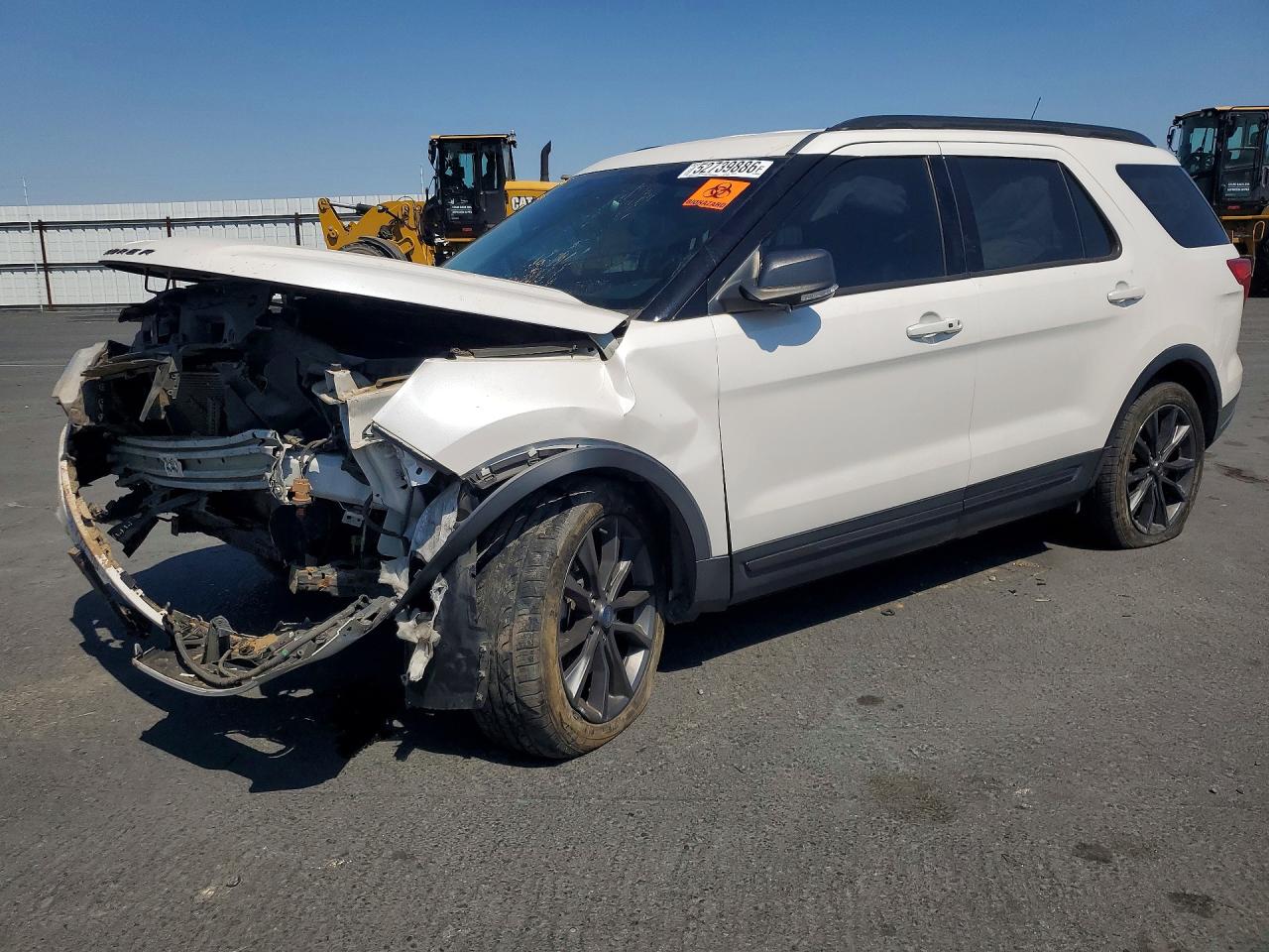 Salvage Ford Explorer Image