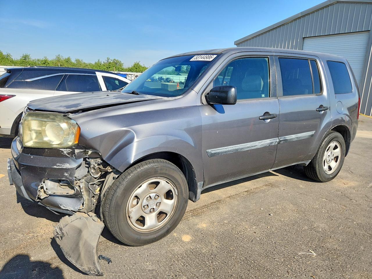 Salvage Honda Pilot Image