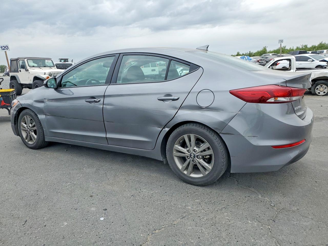 Hyundai ELANTRA Value Edition