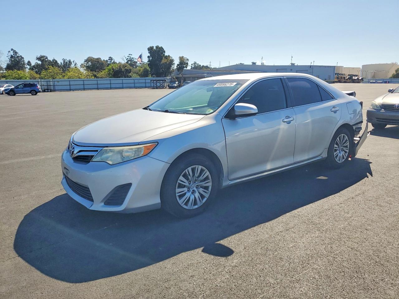 Salvage Toyota Camry Image