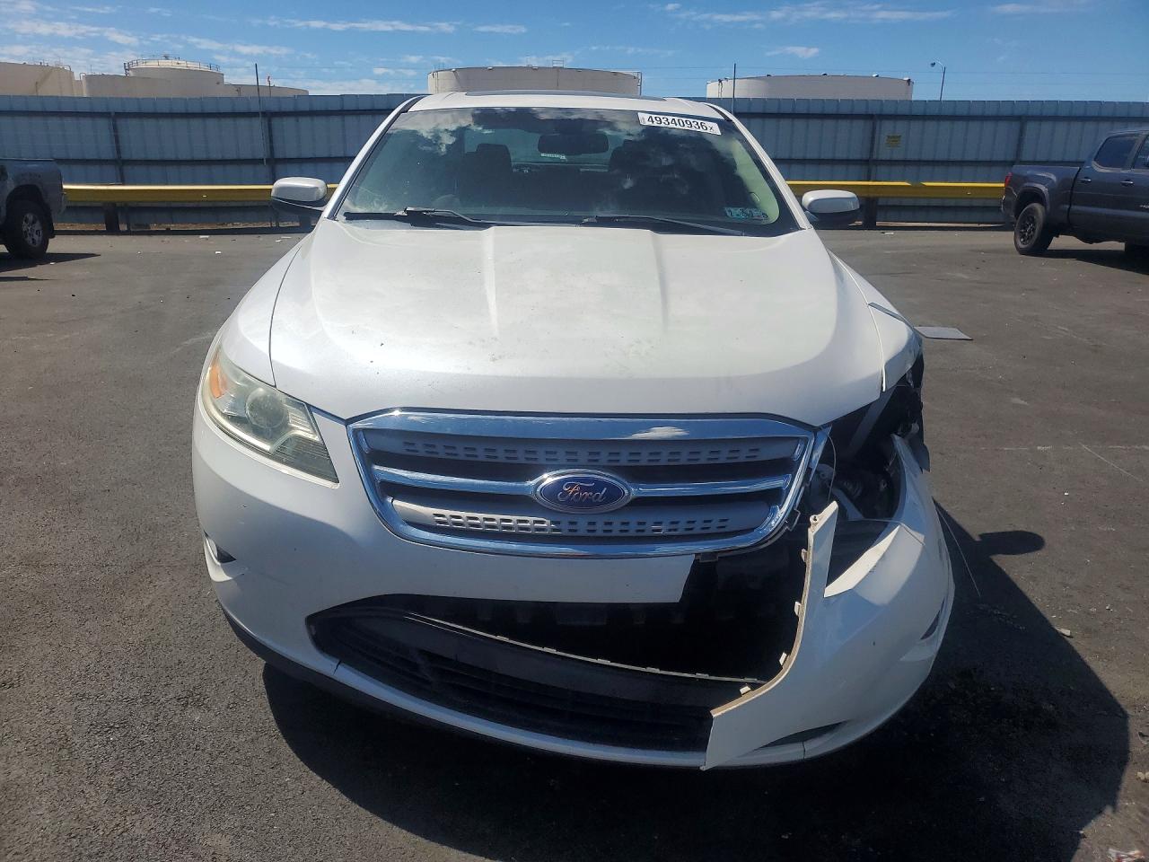 Ford Taurus Sel