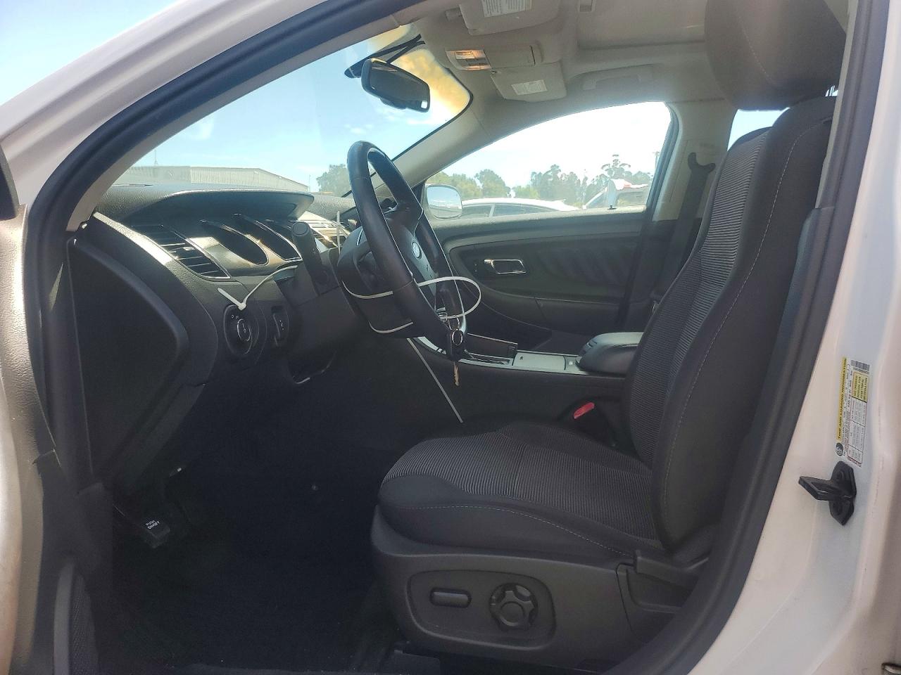 Ford Taurus Sel