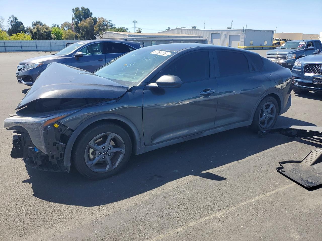 Salvage Kia K4 Lxs Image