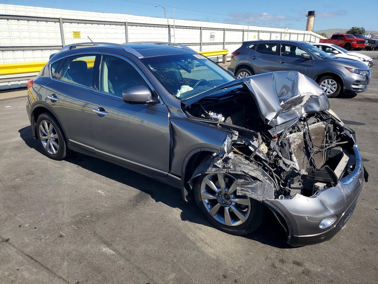 INFINITI Ex Base