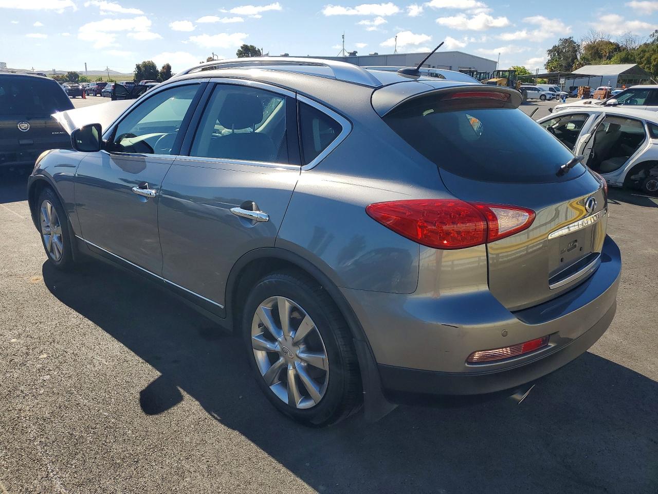 INFINITI Ex Base