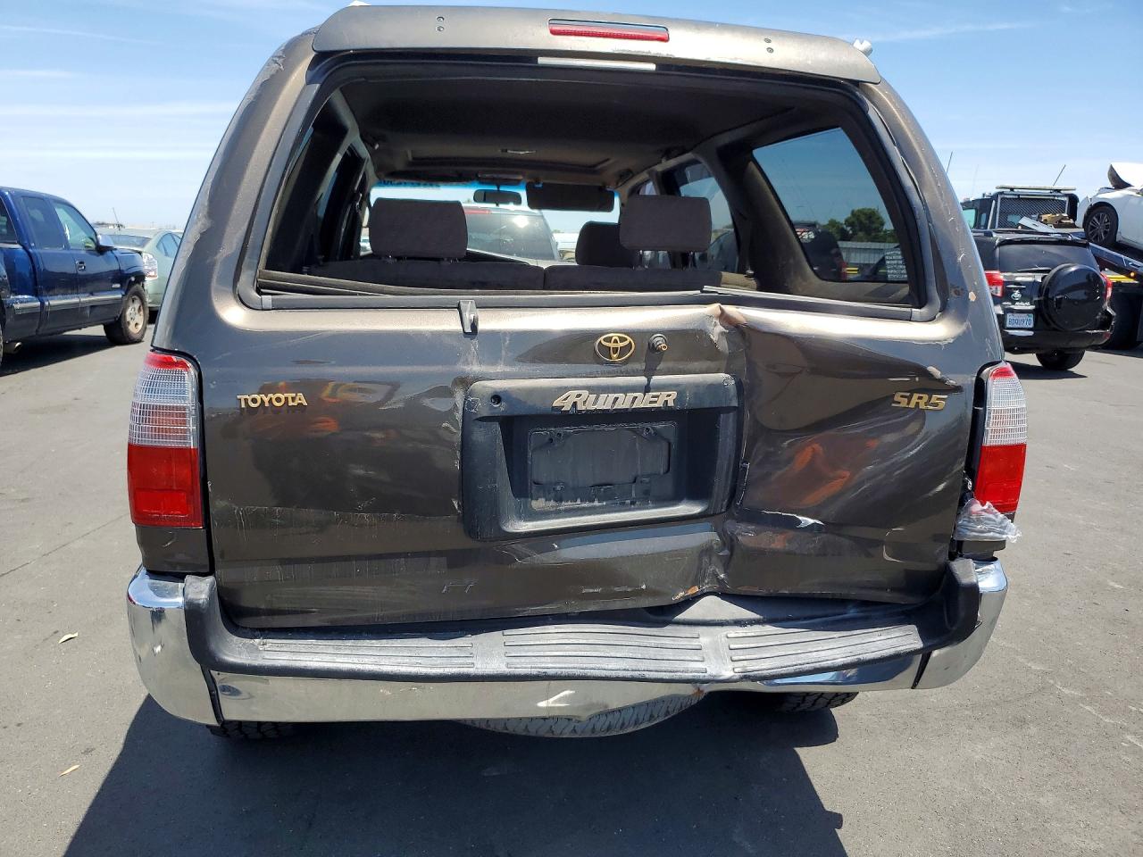 Toyota 4Runner Sr5