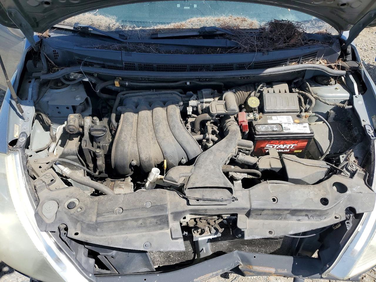 Nissan Versa 1.8 S