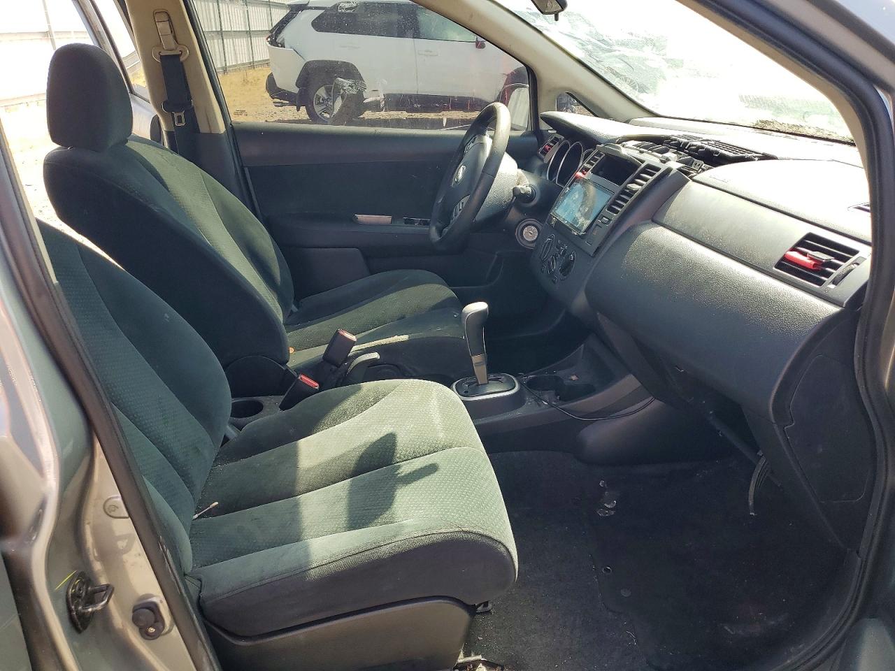 Nissan Versa 1.8 S