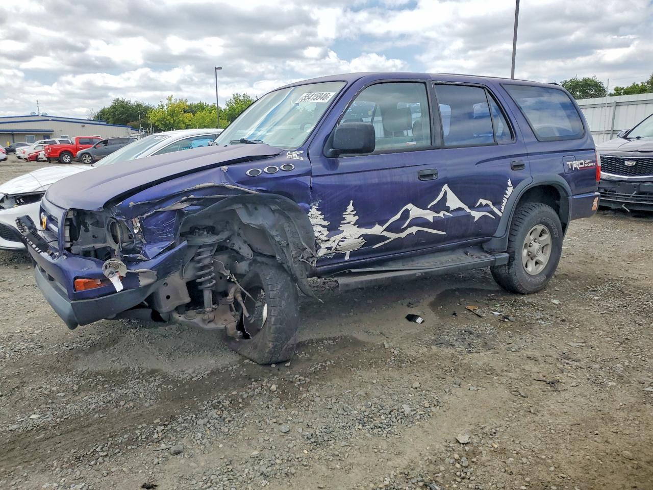 Salvage Toyota 4Runner Image