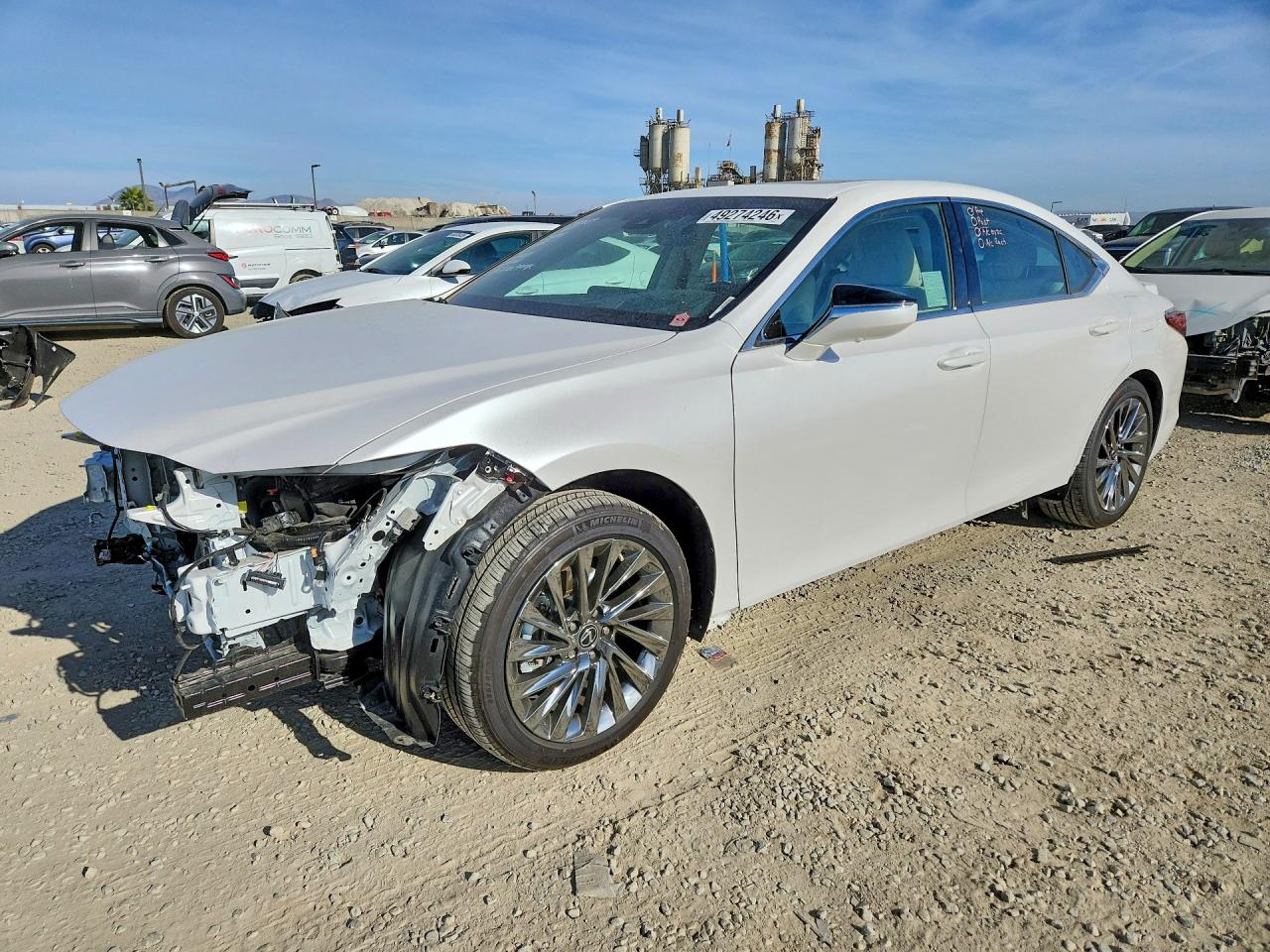 Salvage Lexus Es Image