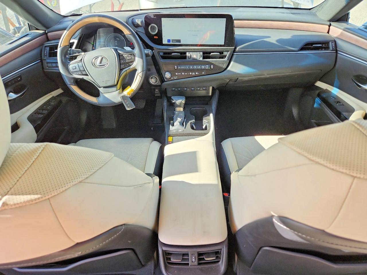 Lexus Es Luxury