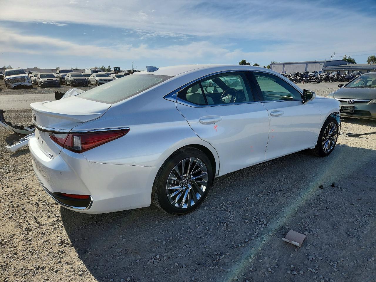 Lexus Es Luxury