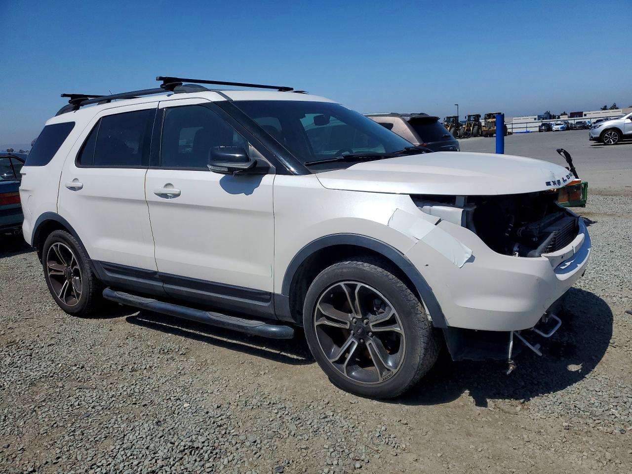 Ford Explorer Sport