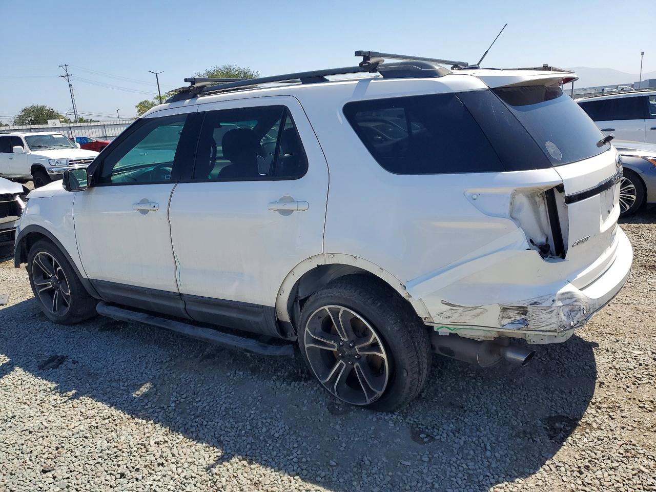 Ford Explorer Sport