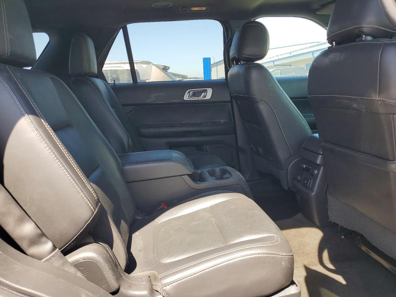 Ford Explorer Sport