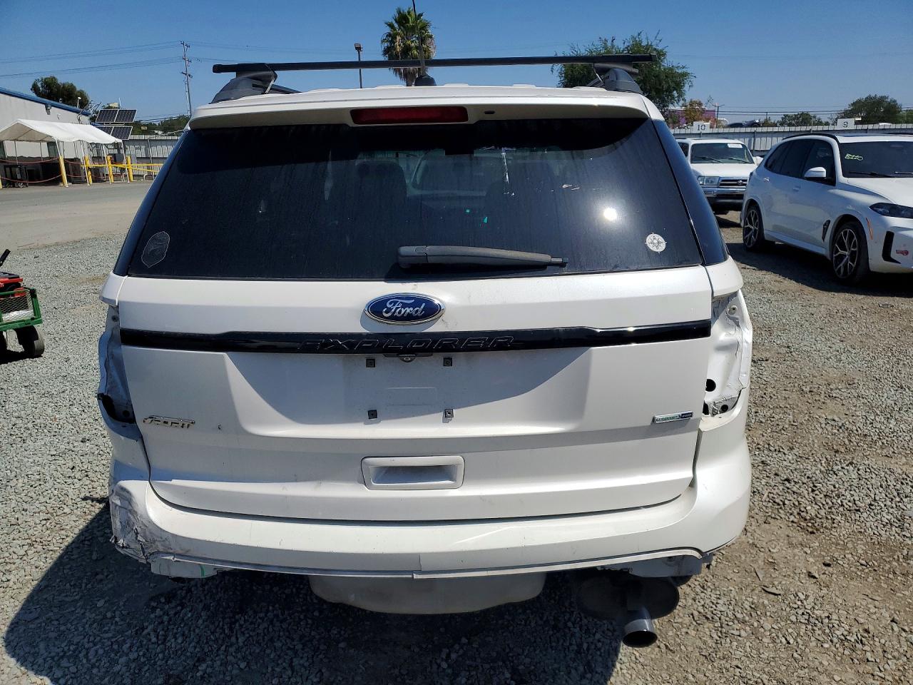 Ford Explorer Sport