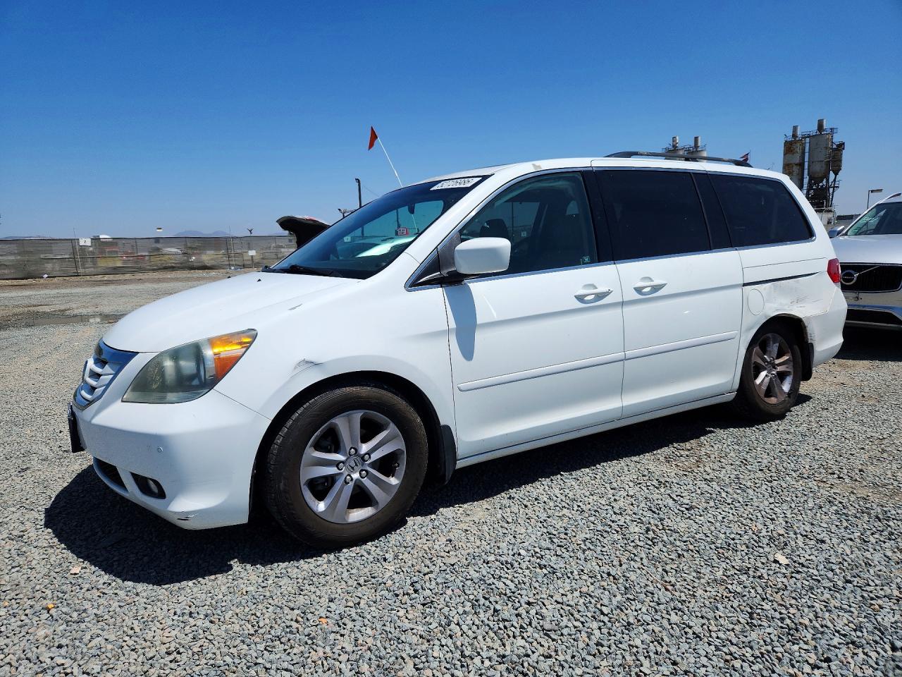 Salvage Honda Odyssey Image