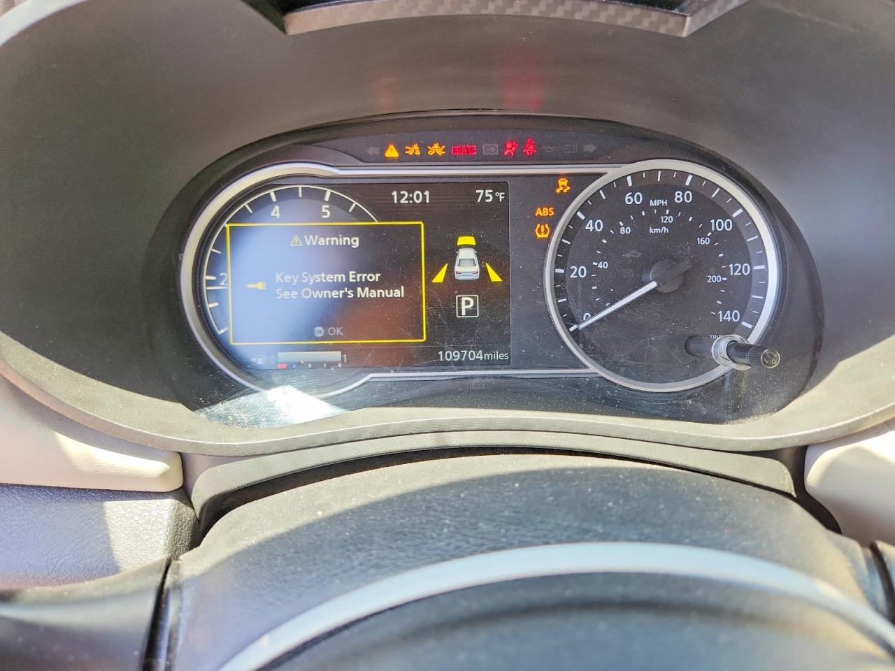 Nissan Versa Sv