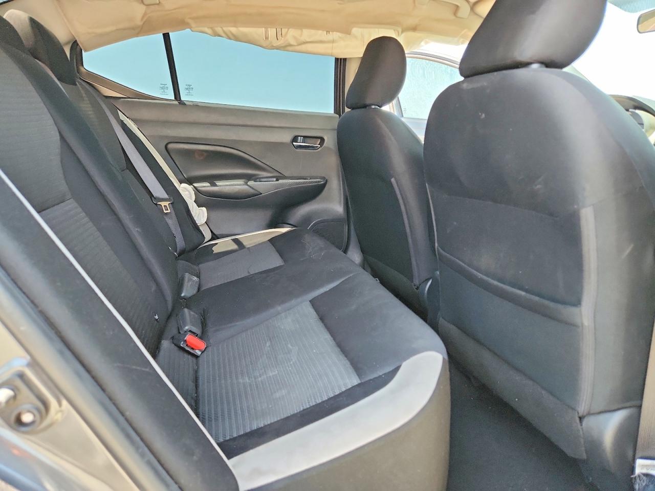 Nissan Versa Sv