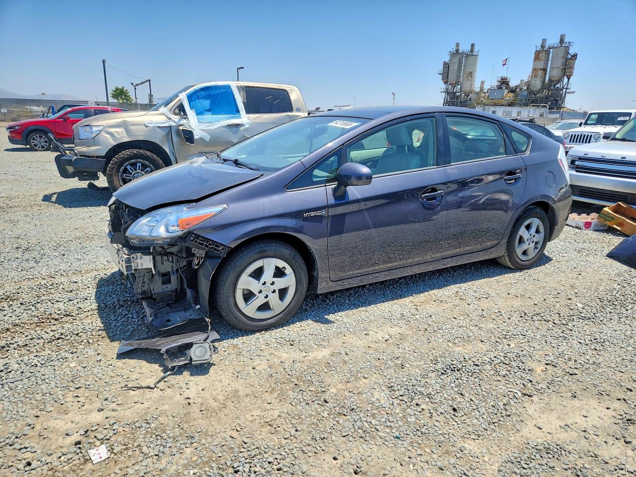 Salvage Toyota Prius Image