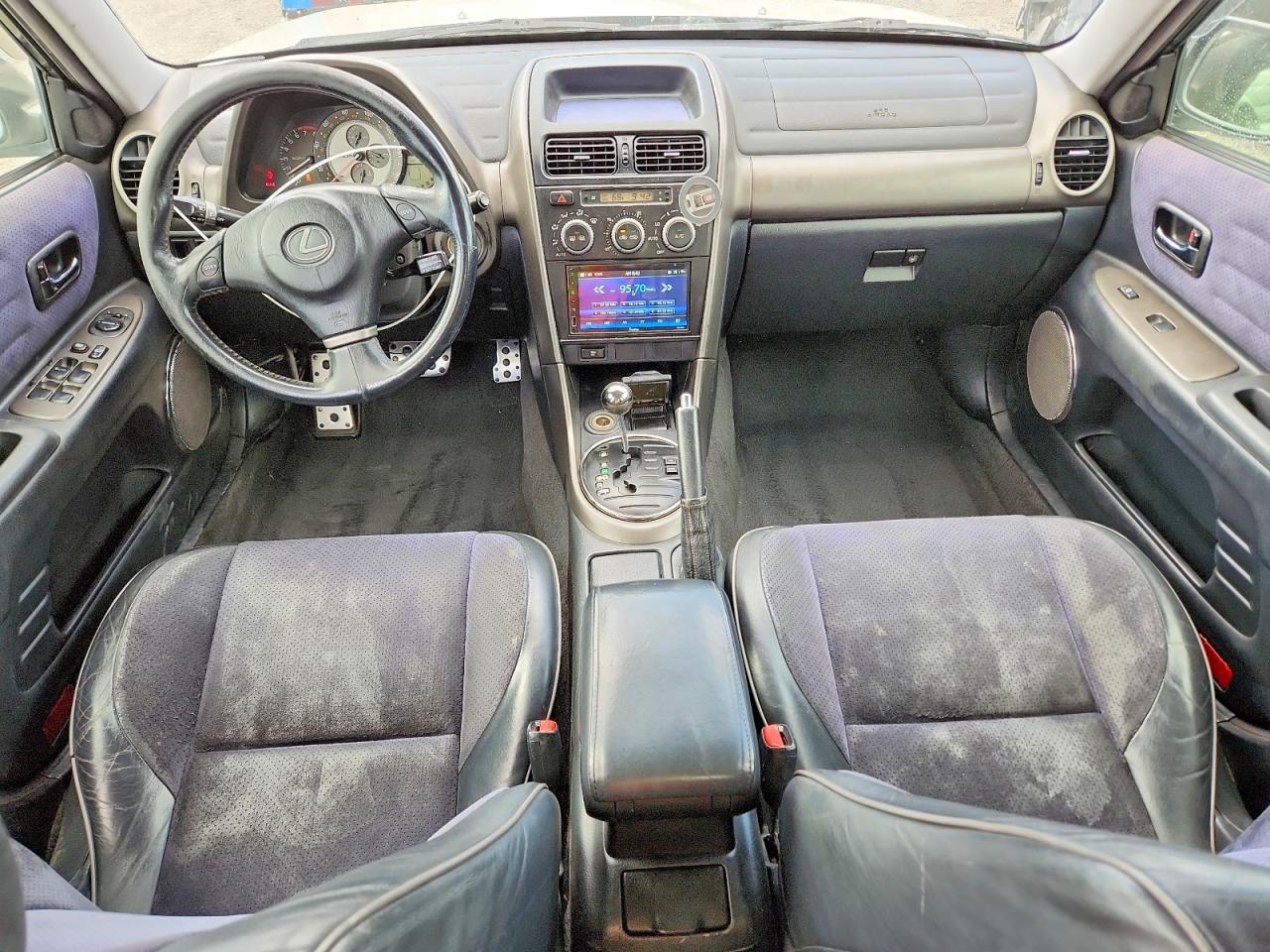 Lexus Is 300