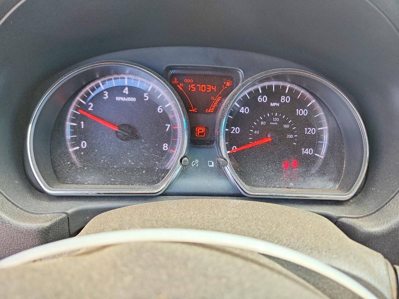 Nissan Versa 1.6 S