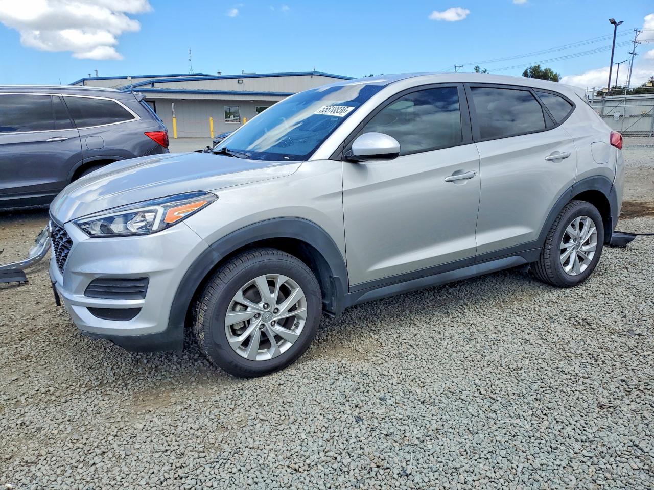 Salvage Hyundai TUCSON Image