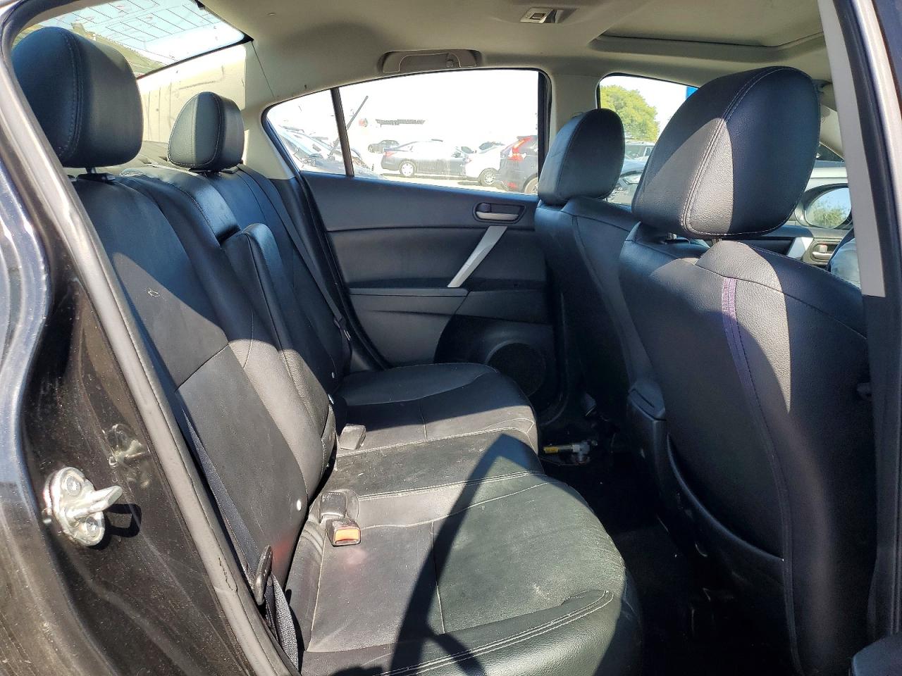 Mazda 3 I