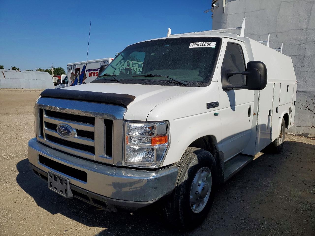 Salvage Ford Econoline Image