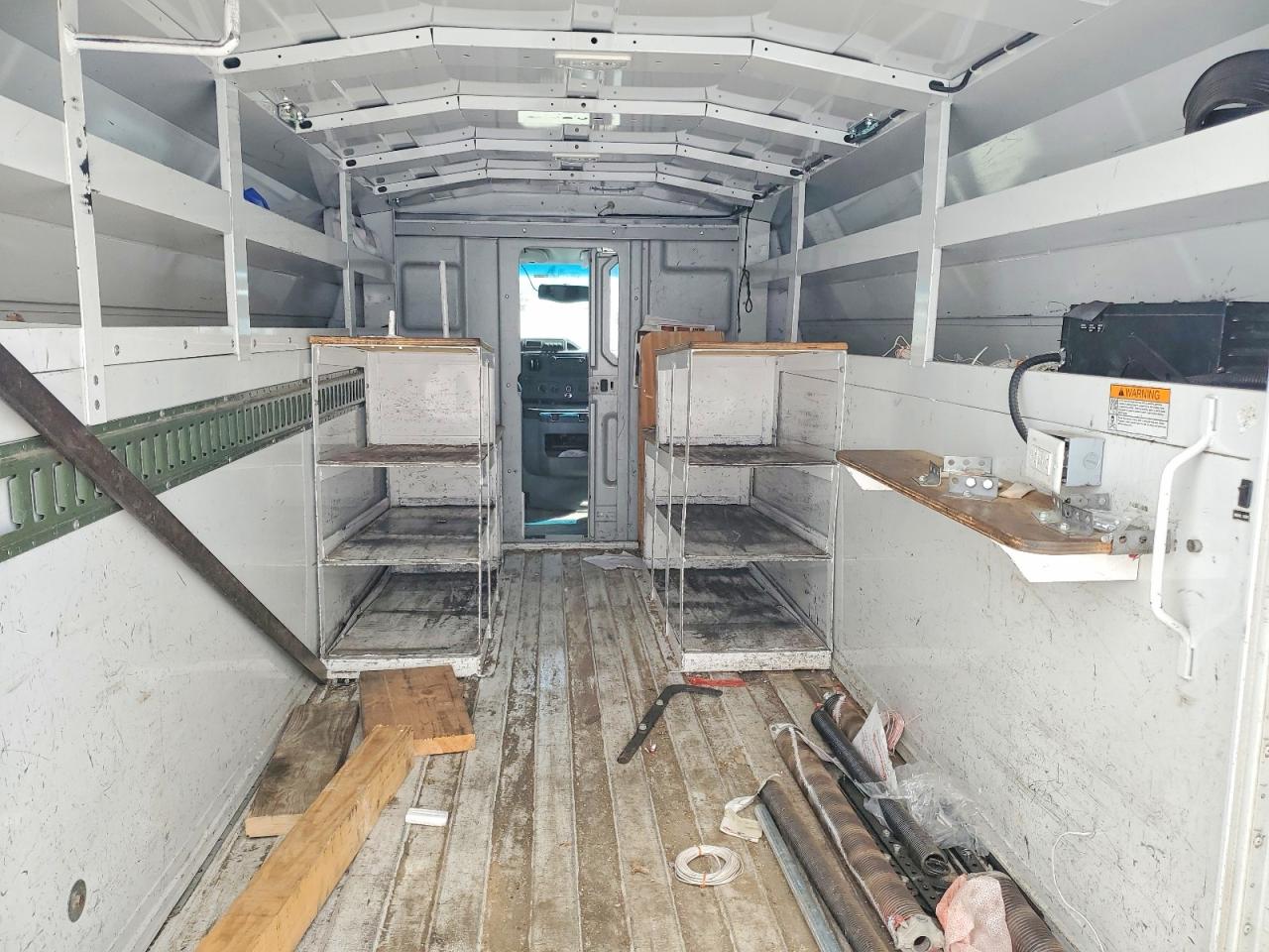 Ford Econoline E350 Super Duty Cutaway Van